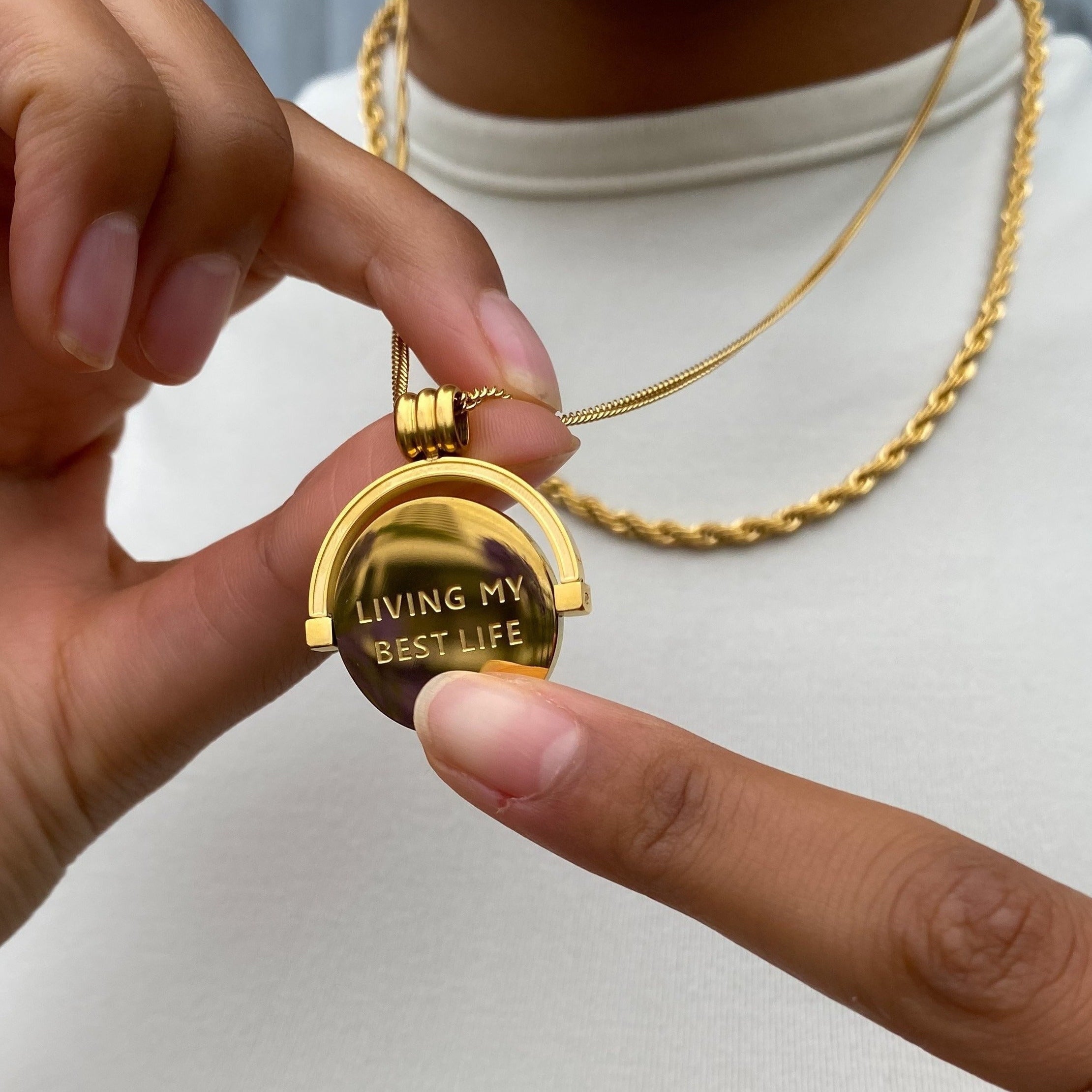 'Fuck My Life/ Living My Best Life' Spinner